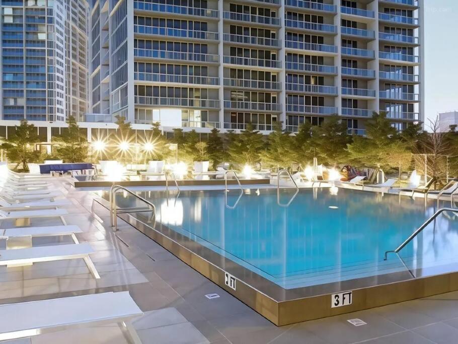 W Hotel Luxury High Rise Miami Eksteriør bilde