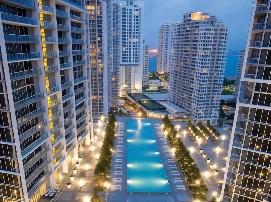 W Hotel Luxury High Rise Miami Eksteriør bilde