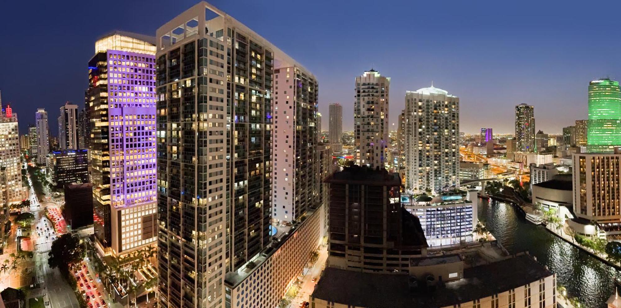 W Hotel Luxury High Rise Miami Rom bilde